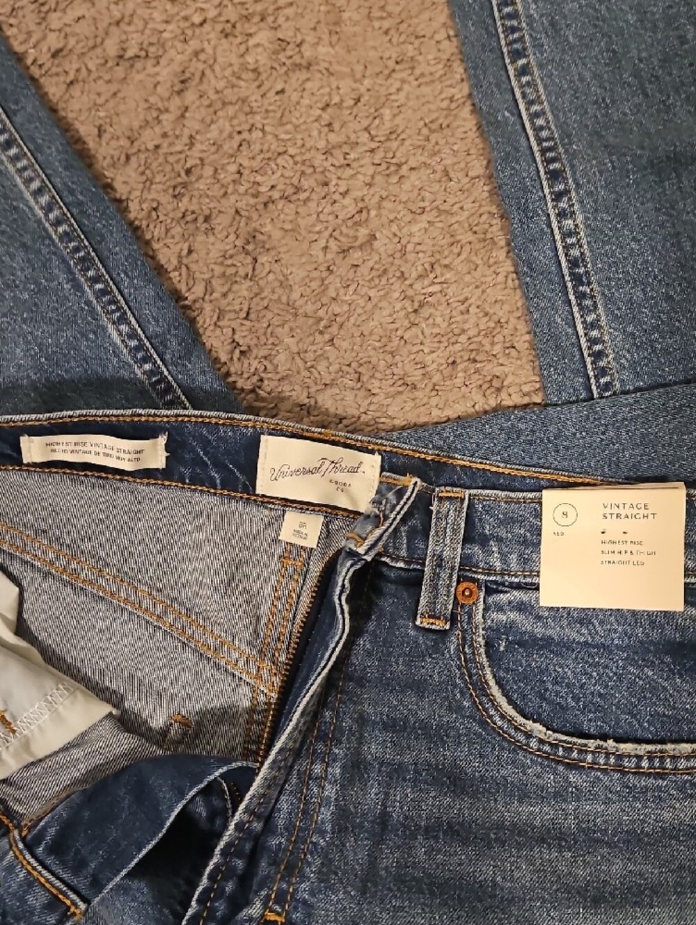 Universal Thread Women's Straight Jeans in Blue Denim - Picture 3 of 4